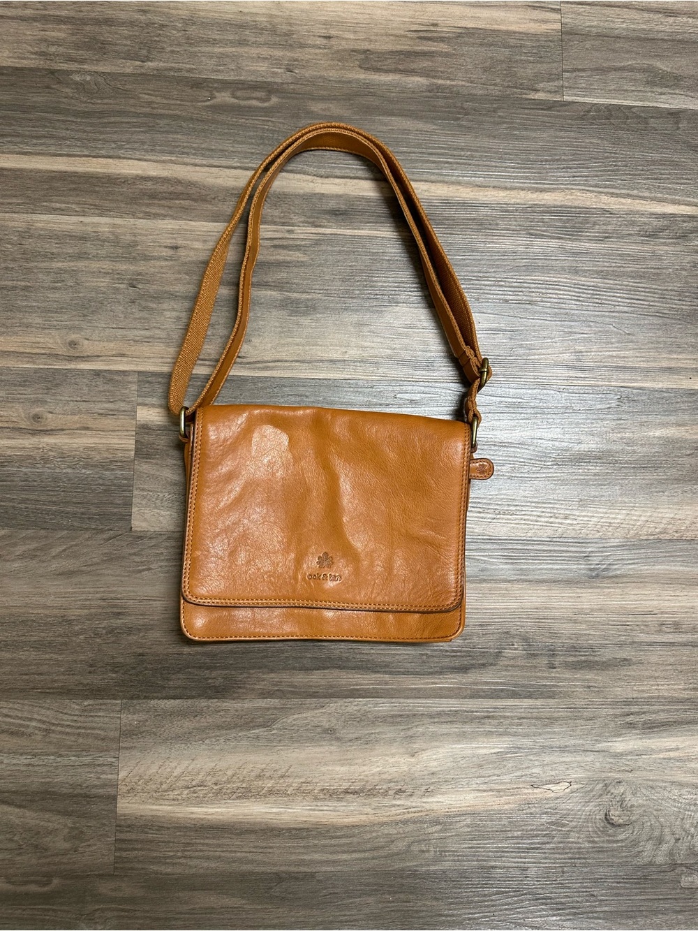 Oak & Tan Brown Leather Messenger Bag